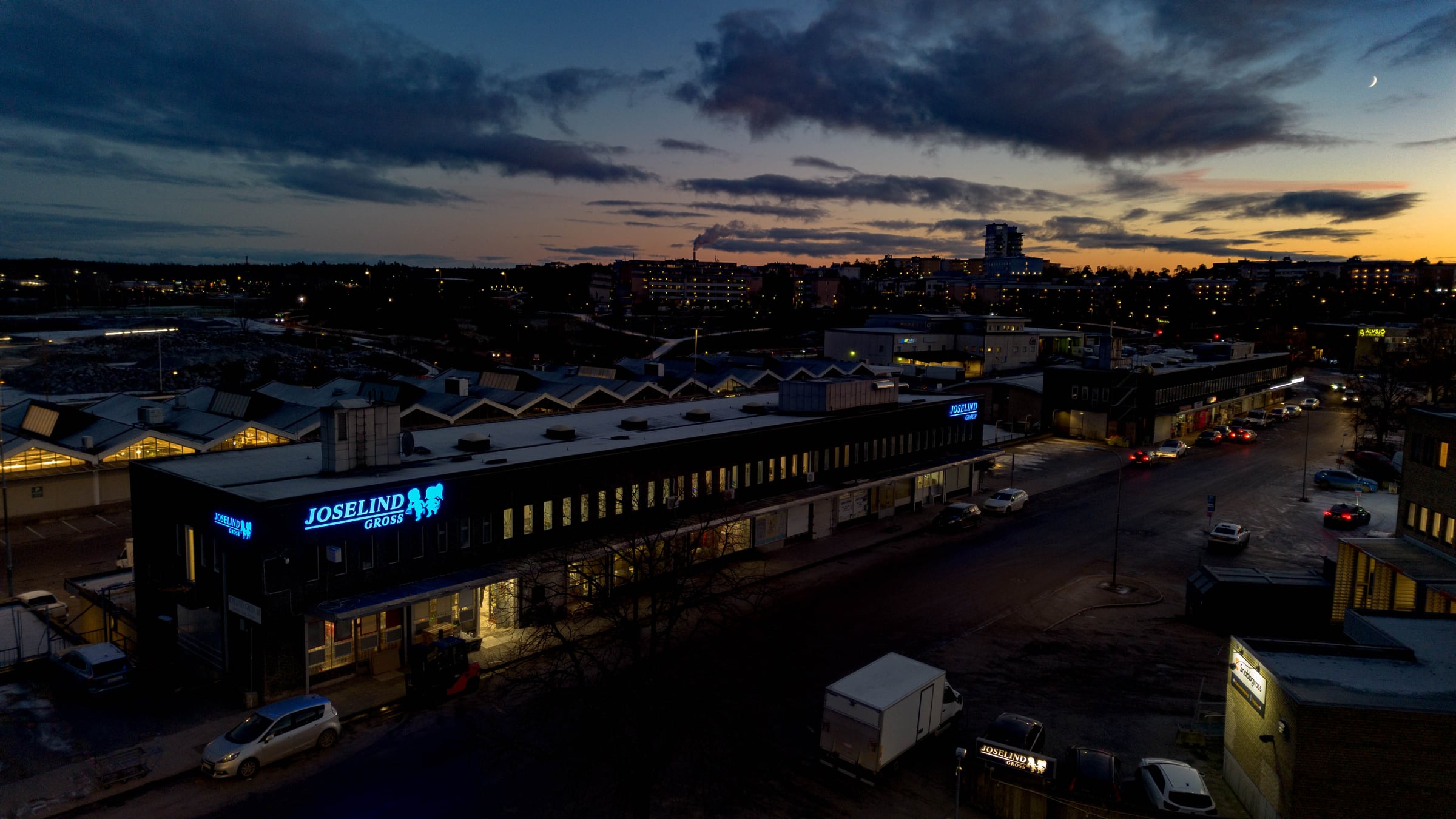 Belyst fasadskylt · Skyltprogram för Joselind Gross i Stockholm – foto 4 av 16