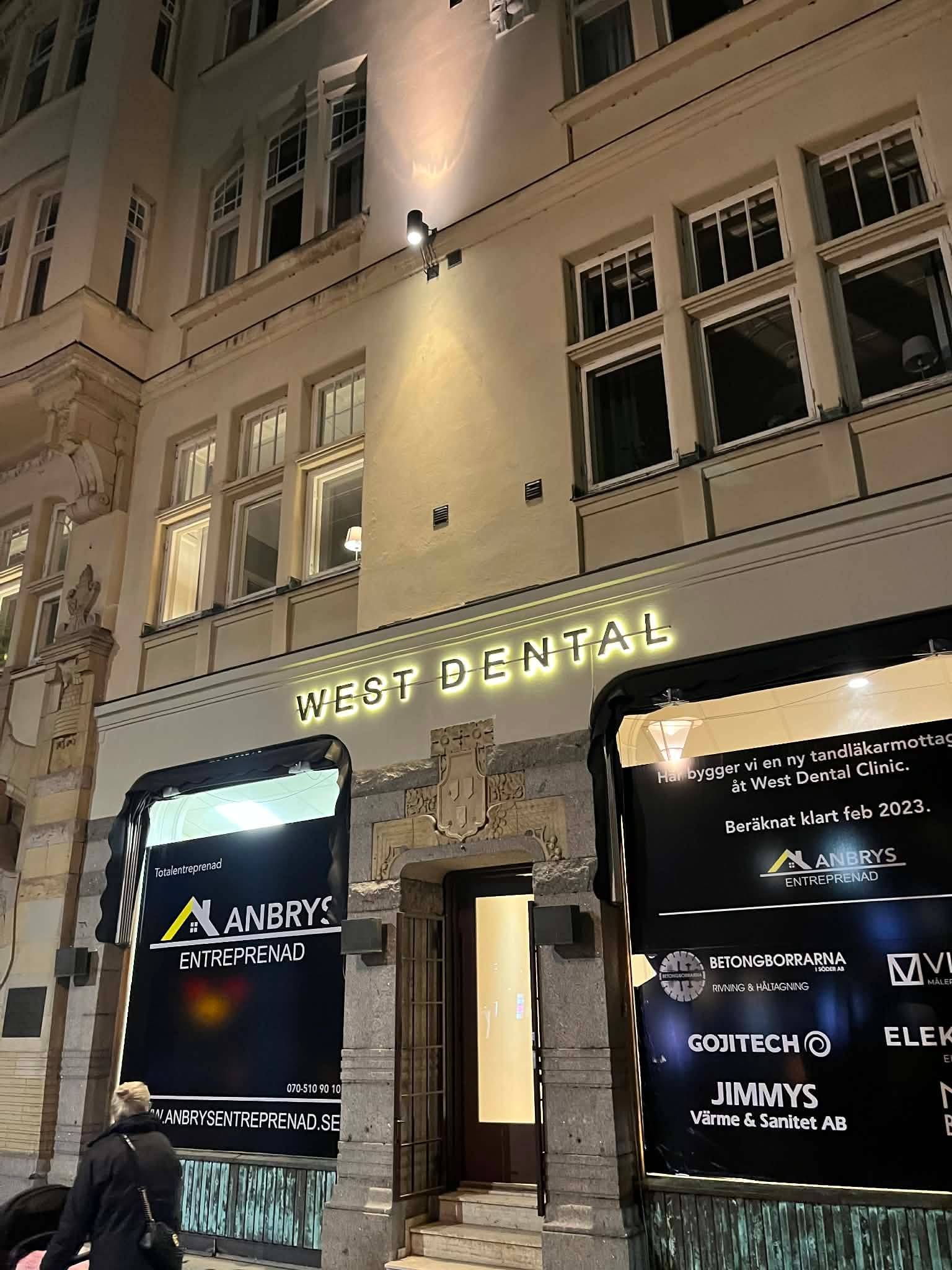 Fasadskylt · 3D-bokstäver för West Dental i Malmö – foto 4 av 21