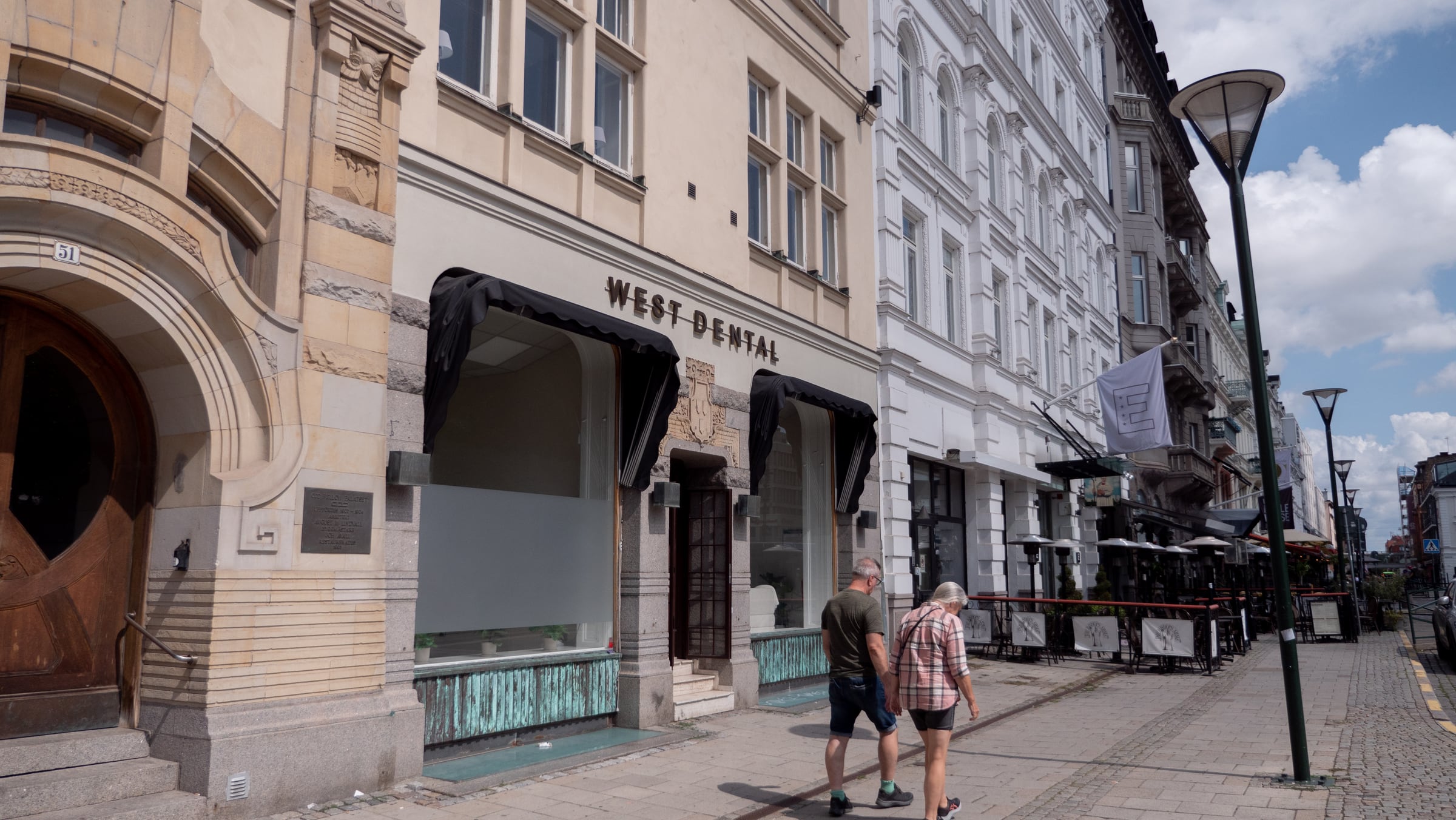 Fasadskylt · 3D-bokstäver för West Dental i Malmö – foto 20 av 21